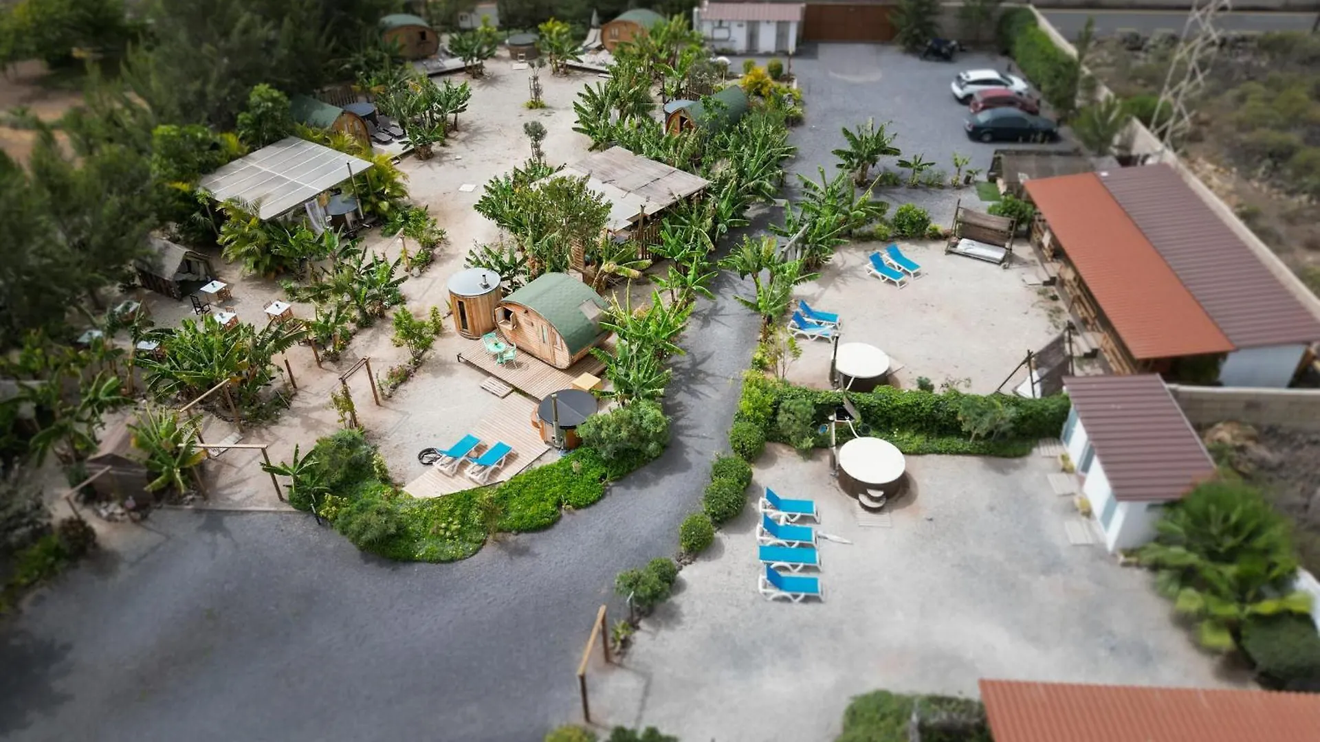 Bernegal Maday, Heated Bathtub Piscina Y Jardin Apartment Buzanada