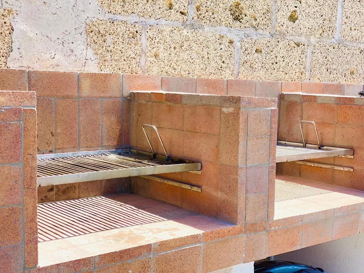 Bernegal Maday Hot Tub Climatizado Piscina Y Jardin Villa Buzanada Holiday home